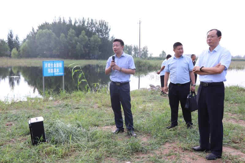 嘉祥县人民政府 滚动图片 马村镇清产核资现场观摩会